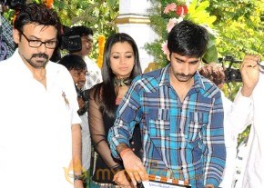 Venkatesh and Trisha New Movie Launch Gallery photo 2