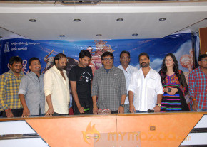 Yamudiki Mogudu Success Meet Photos photo 2