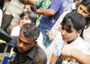Yeto Vellipoyindi Manasu Movie Location Stills photo 9