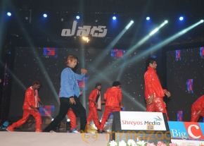 Yevadu Audio Launch Photos Set 2 photo 3