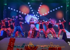 Yevadu Audio Launch Photos Set 3 photo 9