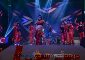 Yevadu Audio Launch Photos Set 3 photo 25