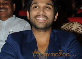Yevadu Audio Launch Photos Set 5 photo 33