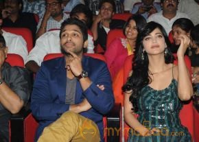 Yevadu Audio Launch Photos Set 5 photo 29