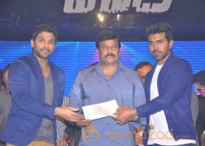 Yevadu Audio Launch Photos Set6 photo 91