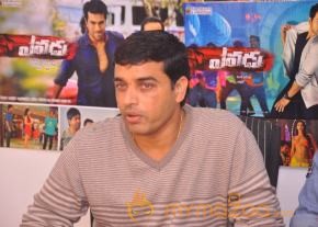 Yevadu Movie Pressmeet Gallery