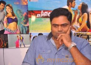 Yevadu Movie Pressmeet Gallery photo 12