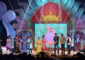 ZEE TELUGU KUTUMBAM AWARDS 2012 photo 26