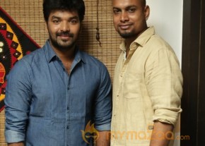 100 Days of Love Movie Stills photo 2
