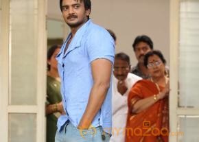 1000 Abaddalu Movie Stills  photo 4