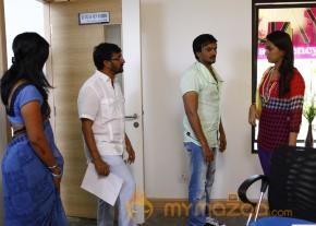 1000 Abaddalu Movie Stills  photo 6