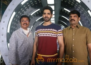 Aatadukundam Raa PressMeet Stills photo 33