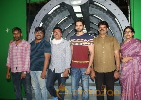 Aatadukundam Raa PressMeet Stills photo 37