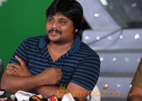 Aatadukundam Raa PressMeet Stills photo 25
