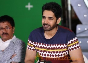 Aatadukundam Raa PressMeet Stills photo 19