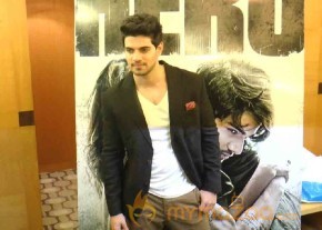Aathiya Shetty AndSooraj Pancholi Latest Pics photo 3