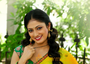 Abbai Class Ammai Mass Movie Stills  photo 7