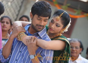 Abbai Class Ammai Mass New Movie Stills  photo 64