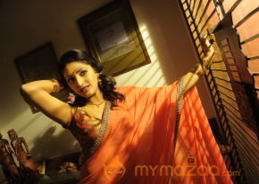 Abbai Class Ammai Mass New Movie Stills  photo 2