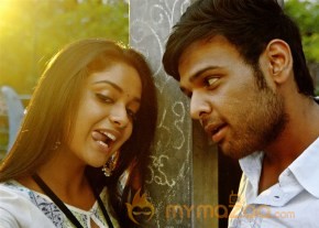 Aina Ishtam Nuvvu movie stills photo 11