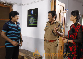 Alibaba Okkade Donga Movie Stills  photo 4