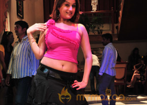 Amma Nanna Oorelithe Movie Item Song Stills  photo 36