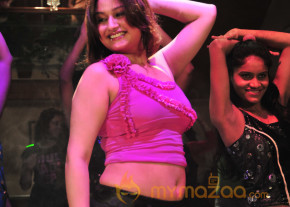 Amma Nanna Oorelithe Movie Item Song Stills  photo 134