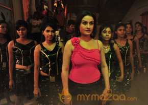 Amma Nanna Oorelithe Movie Item Song Stills  photo 71