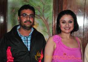 Amma Nanna Oorelithe Movie Item Song Stills  photo 28
