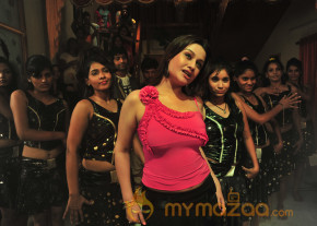 Amma Nanna Oorelithe Movie Item Song Stills  photo 89