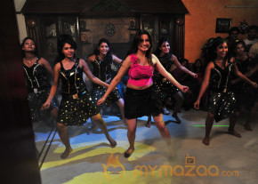 Amma Nanna Oorelithe Movie Item Song Stills  photo 63