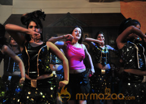 Amma Nanna Oorelithe Movie Item Song Stills  photo 41