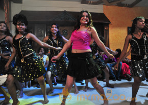 Amma Nanna Oorelithe Movie Item Song Stills  photo 58
