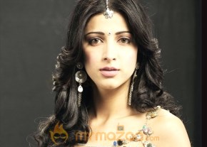 Anaganaga O Dheerudu Movie Stills photo 17