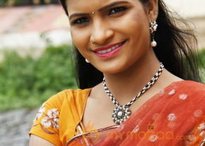 Anukunnadi Okati Ayinadi Okati Hot Movie Stills  photo 34