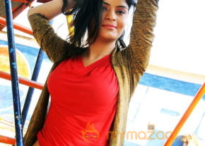 Anukunnadi Okati Ayinadi Okati Hot Movie Stills  photo 60