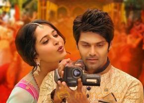Anushka Shetty in Size Zero Movie Stills photo 21