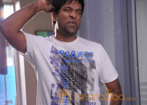 Athadu Aame O Scooter Movie Hot Stills  photo 6