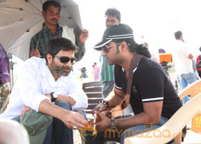 Attarintiki Daaredi Movie Onlocation Stills  photo 12