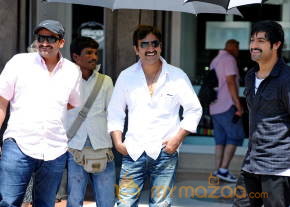 Baadshah Movie Onlocation Stills  photo 4