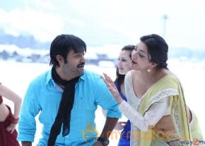 Baadshah Movie Stills  photo 18