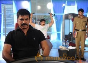 Baadshah Movie Stills  photo 2