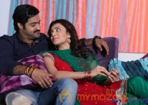 Baadshah Movie Stills  photo 119
