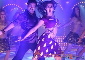 Baadshah Movie Stills  photo 72