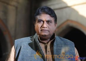 Baadshah Movie Stills  photo 44