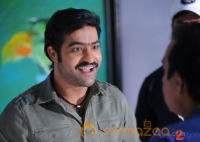 Baadshah Movie Stills  photo 53
