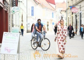 Babu Bangaram Movie Photos photo 21