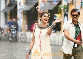 Babu Bangaram Movie Photos photo 26