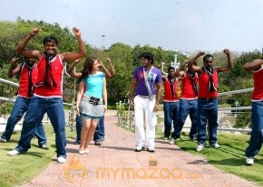 Badmash movie stills photo 19