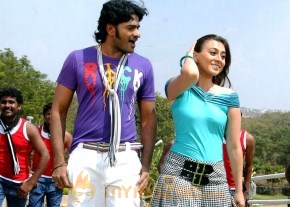 Badmash movie stills photo 8